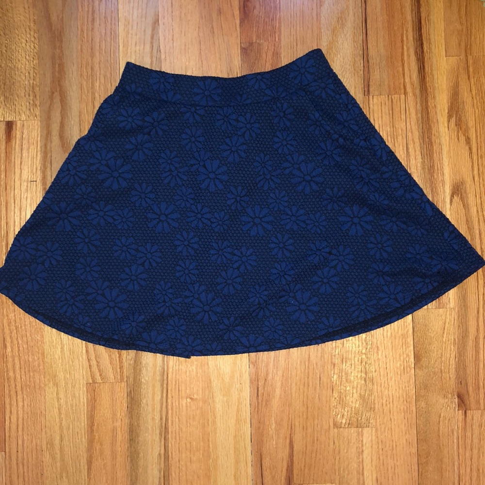 Navy skater skirt with pockets!
